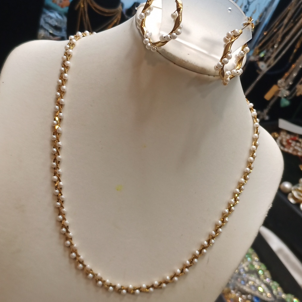 Vintage Braided Chain & pearl Necklace And Hoop Earrings set
